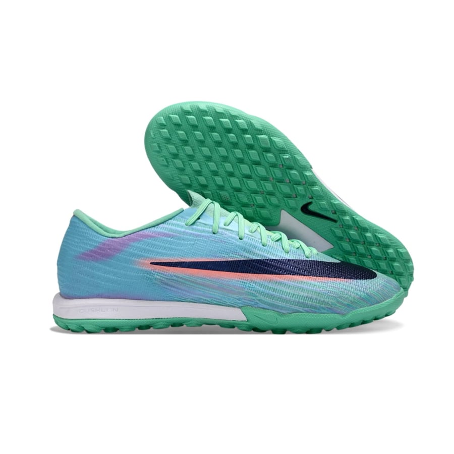 جزمة كرة قدم Nike