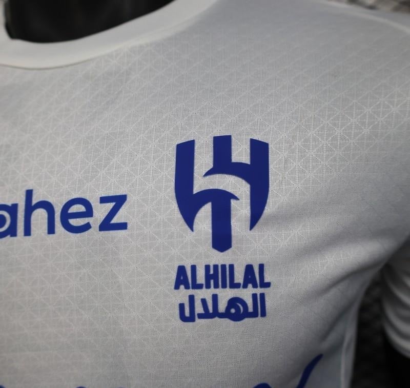 قميص الأبيض الاحتياطي 2025/2026
