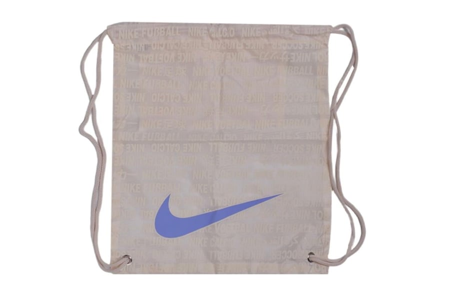 شنطة نايك Nike