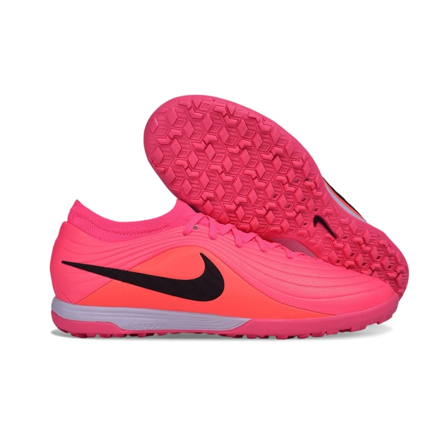جزمة كرة قدم Nike Tiempo