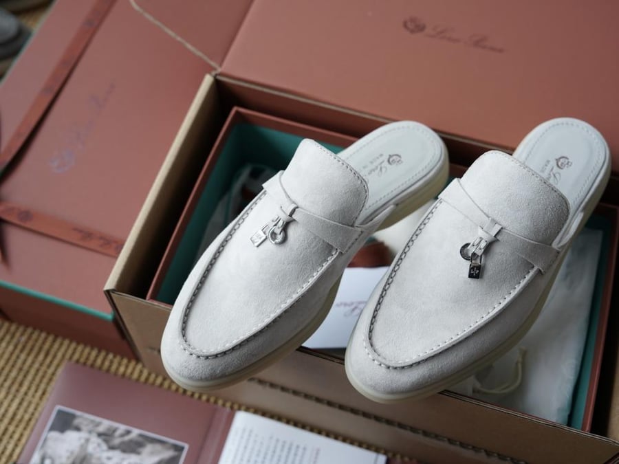 المقاسات 35 - 42