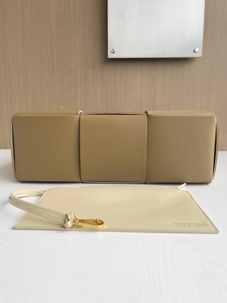 38x25x14cm