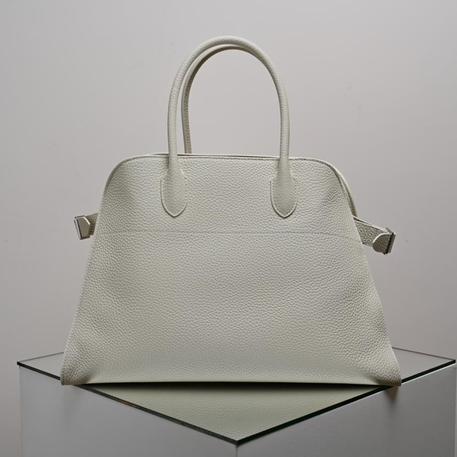 Margaux15 38x28x23cm