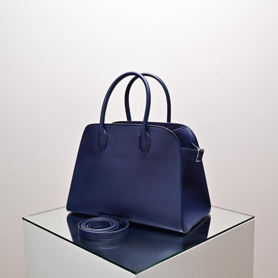 Margaux 12 30.5x23x19cm