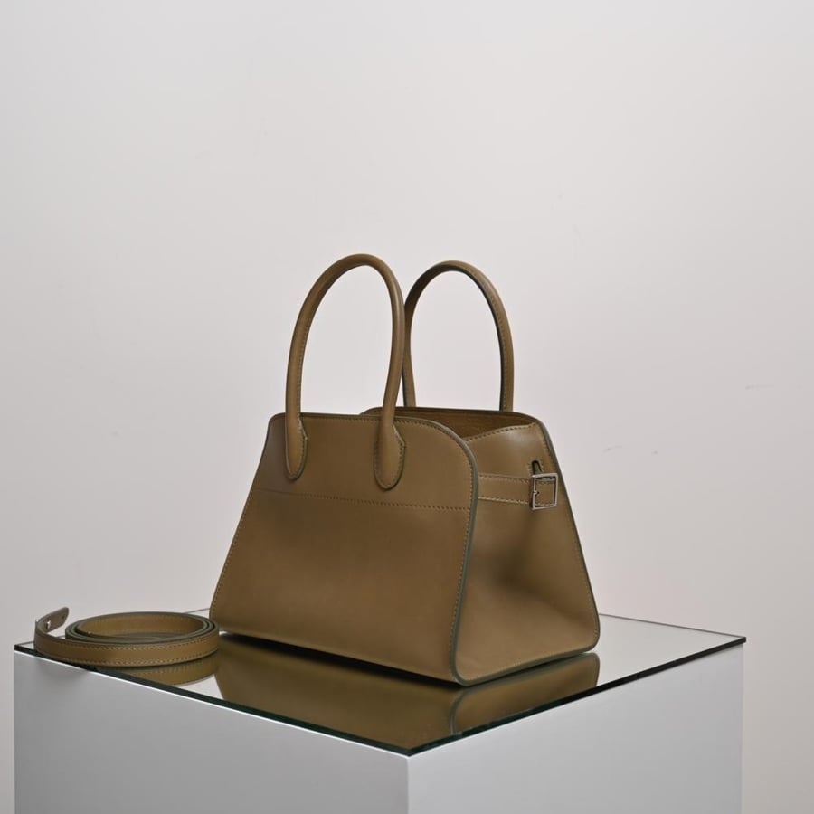 Margaux 10 25.5x18x19cm