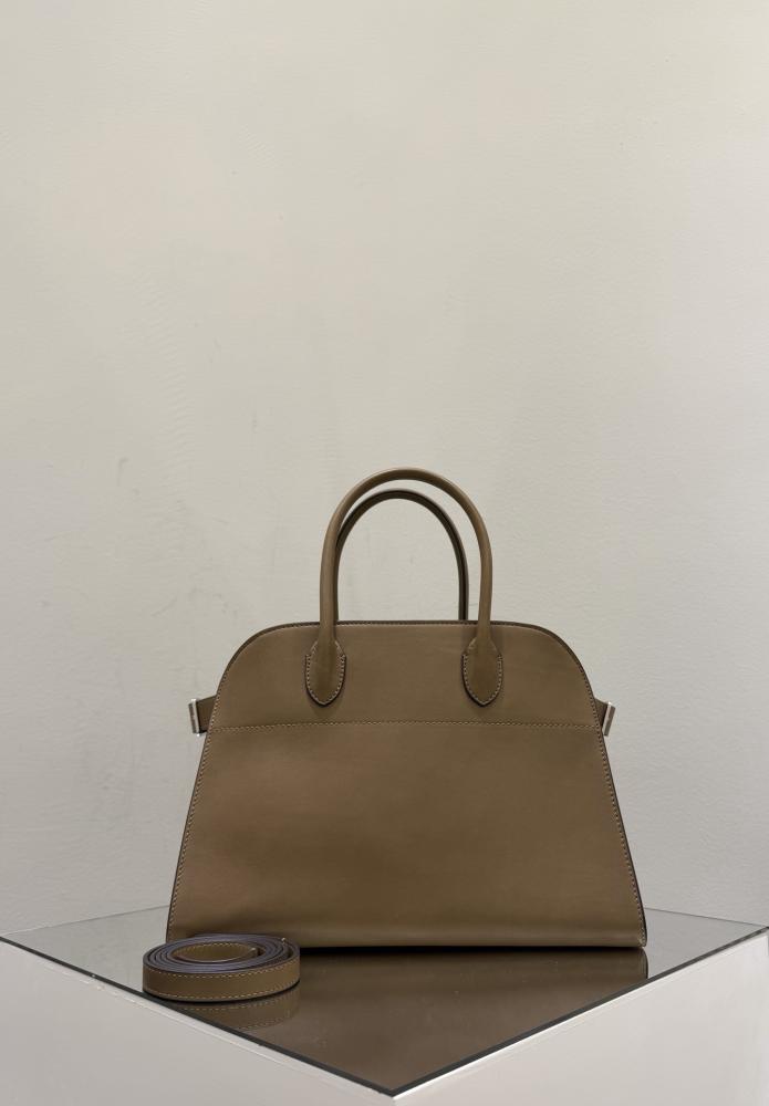 Margaux 15 38x28x23cm