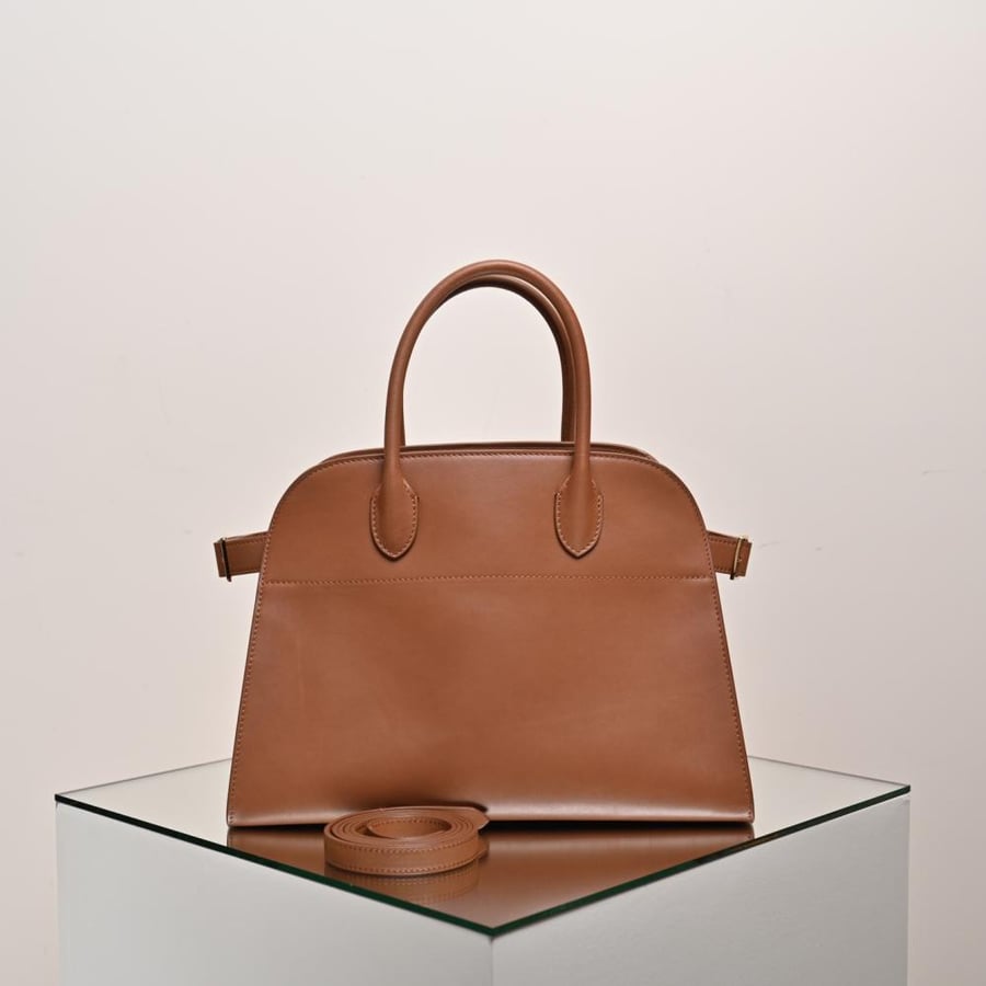 Margaux 12 30.5x23x19cm