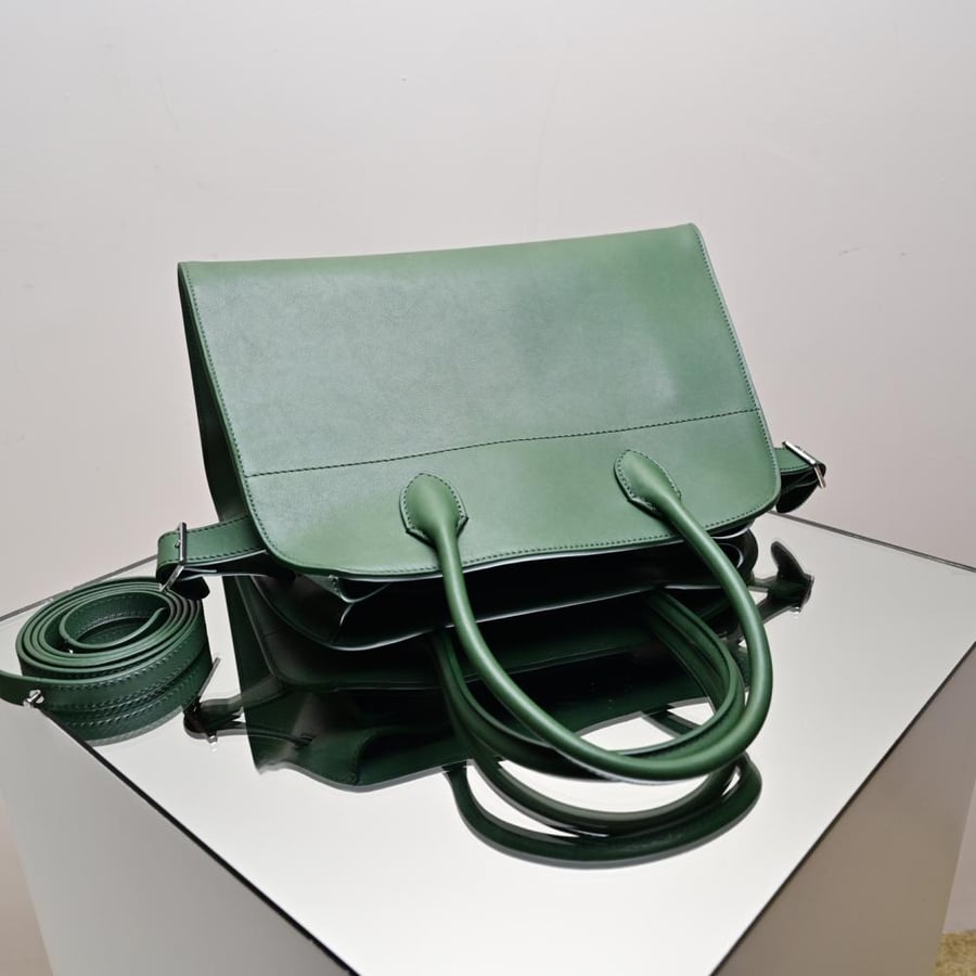 Margaux 12 30.5x23x19cm