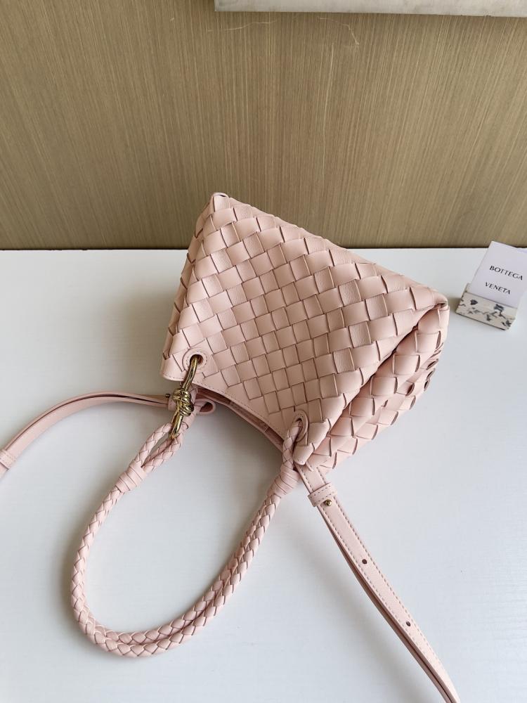 16.5x21x17cm