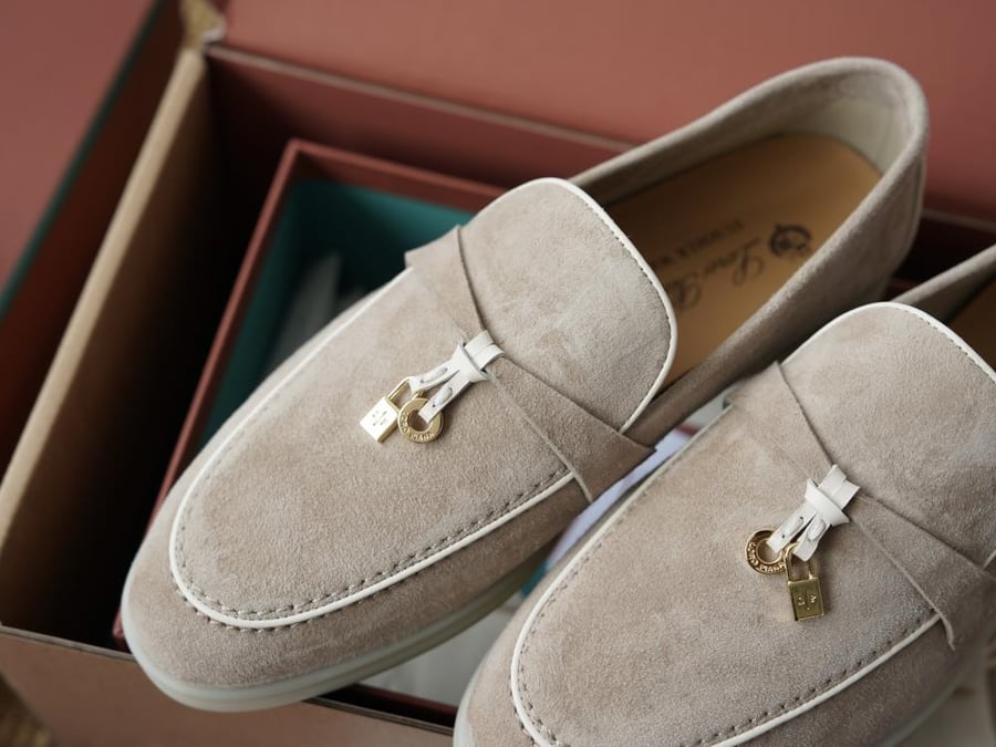 المقاسات 35 - 42