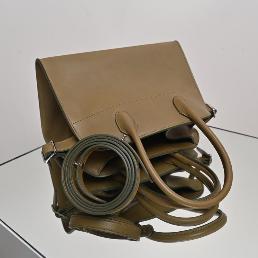 Margaux 10 25.5x18x19cm