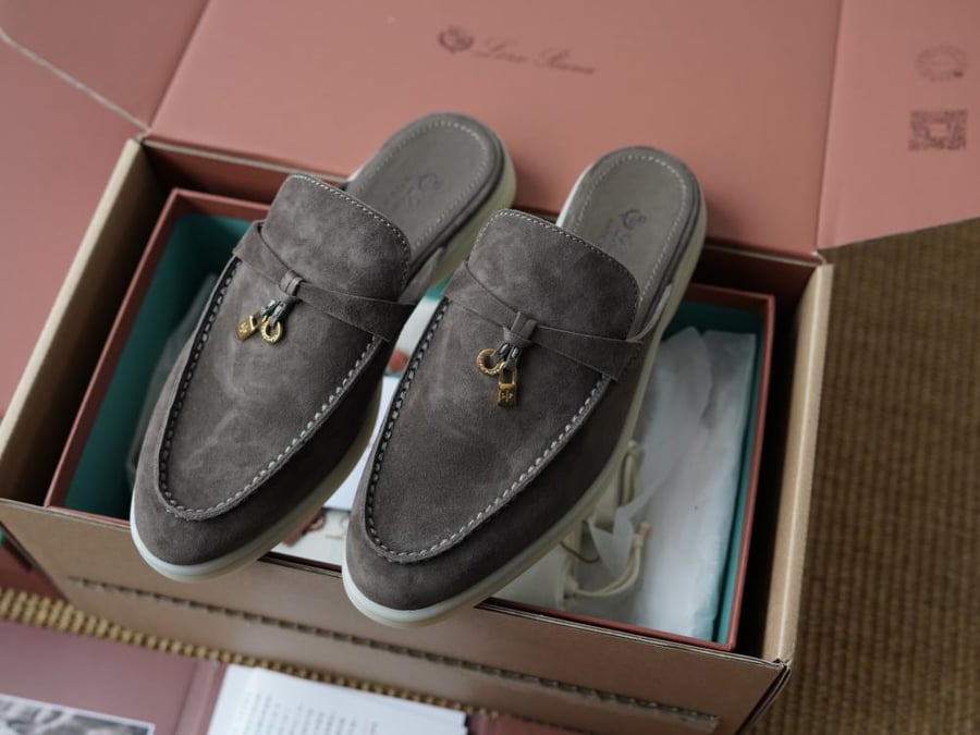 المقاسات 35 - 42