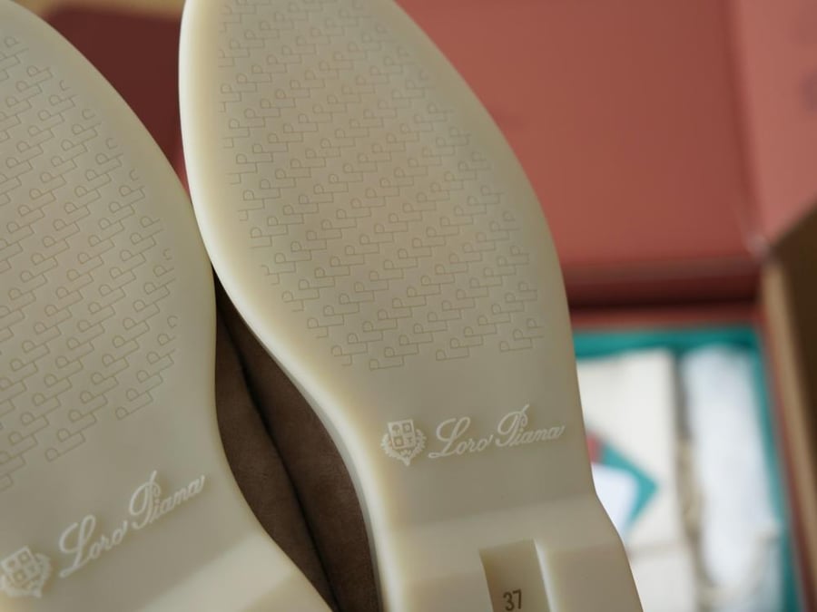 المقاسات 35 - 42