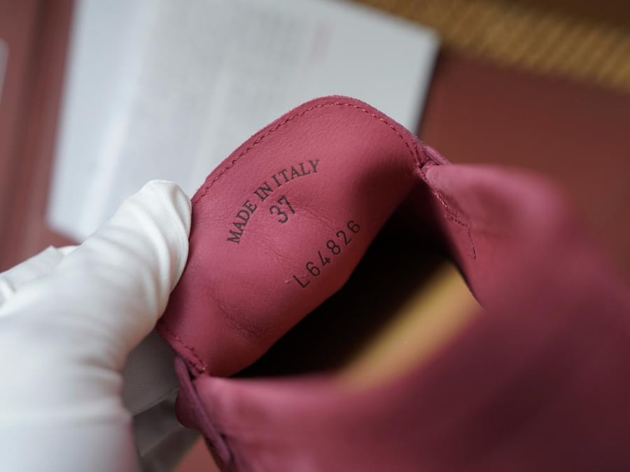 المقاسات 35 - 42