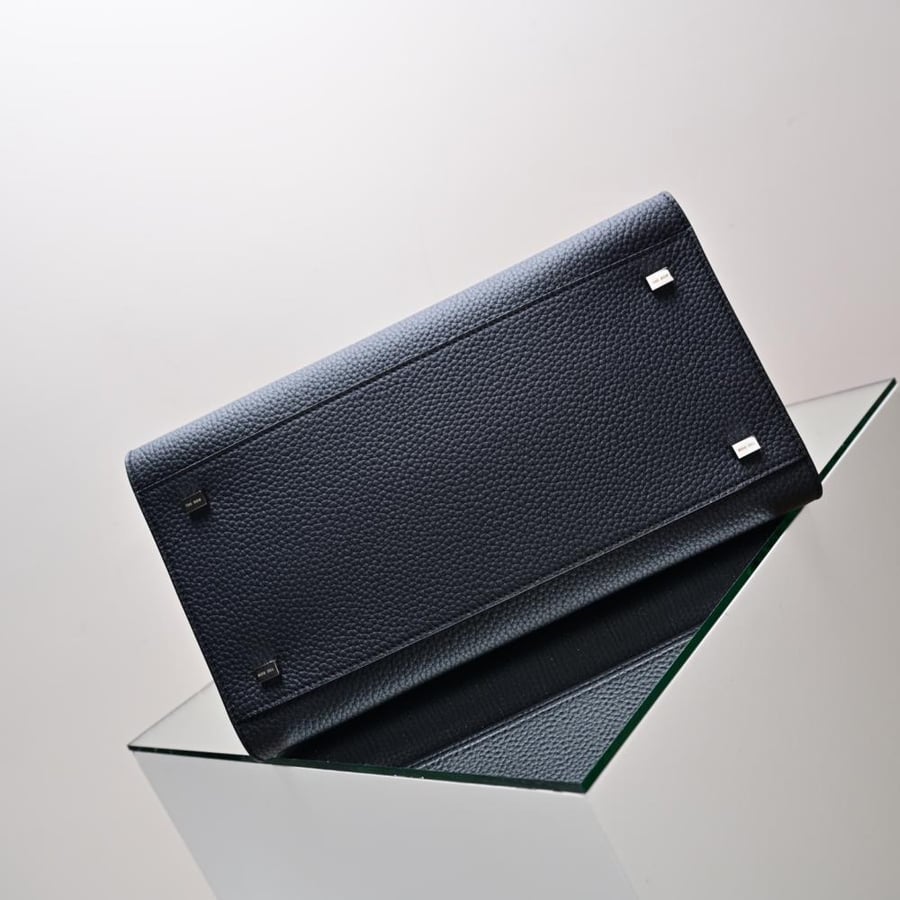 Margaux 12 30.5x23x19cm