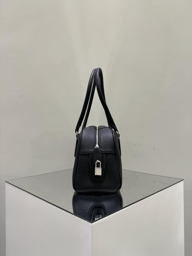 34x13.5x17cm