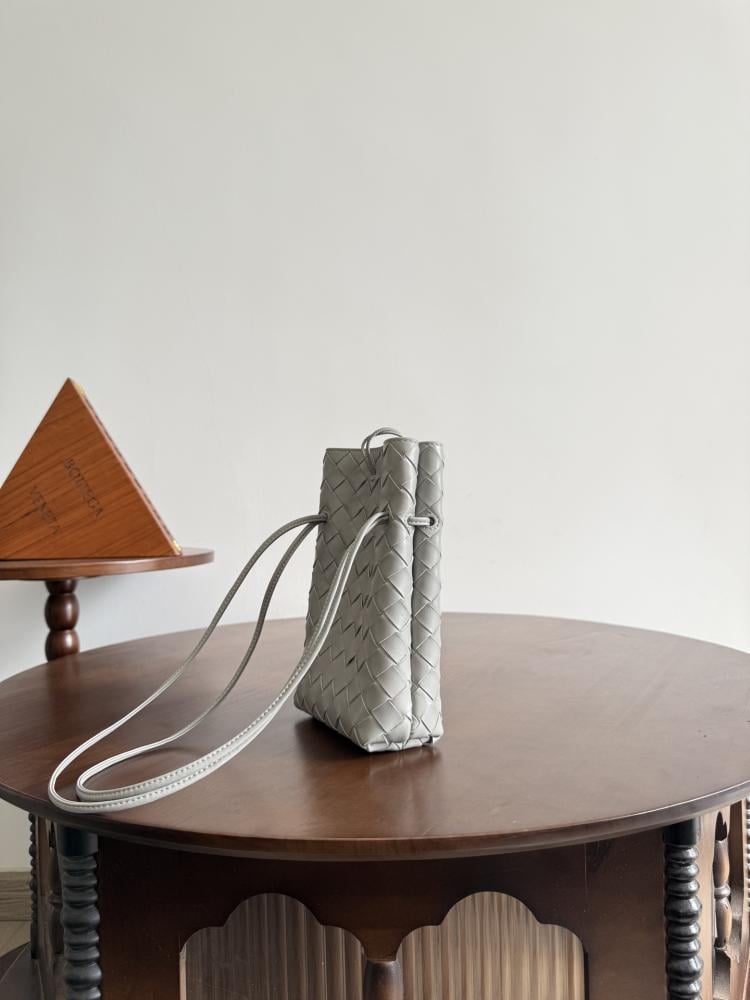 21.5x14x7cm