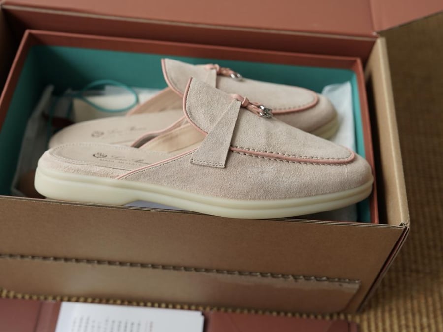 المقاسات 35 - 42