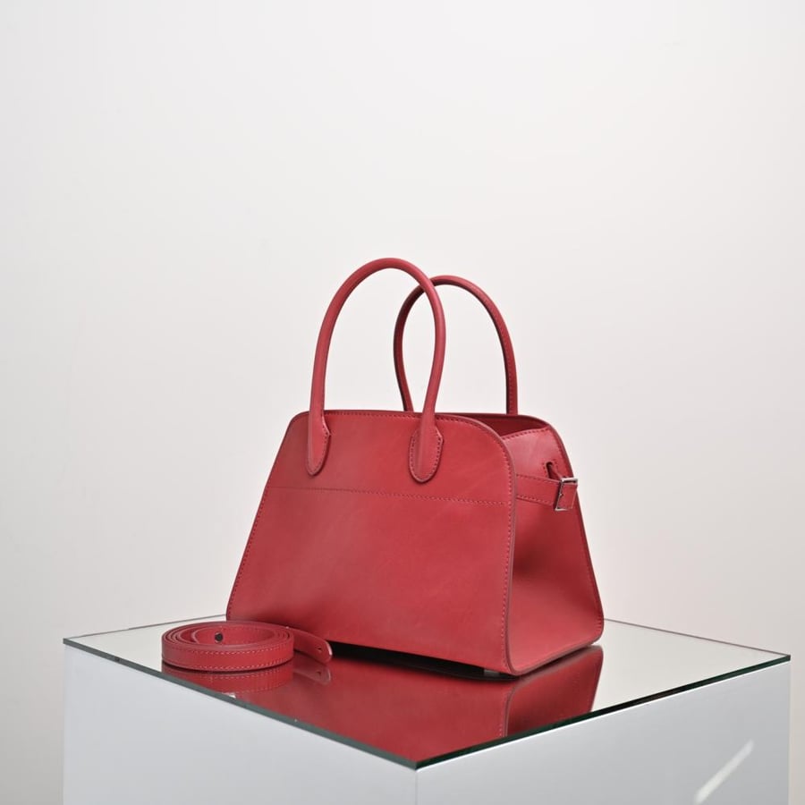 Margaux 10 25.5x18x19cm