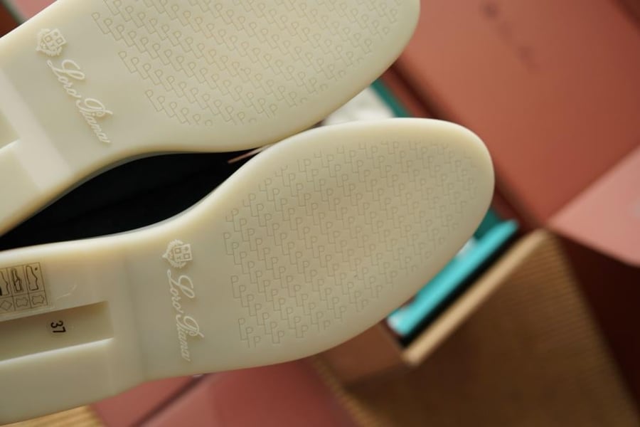المقاسات 35 - 42