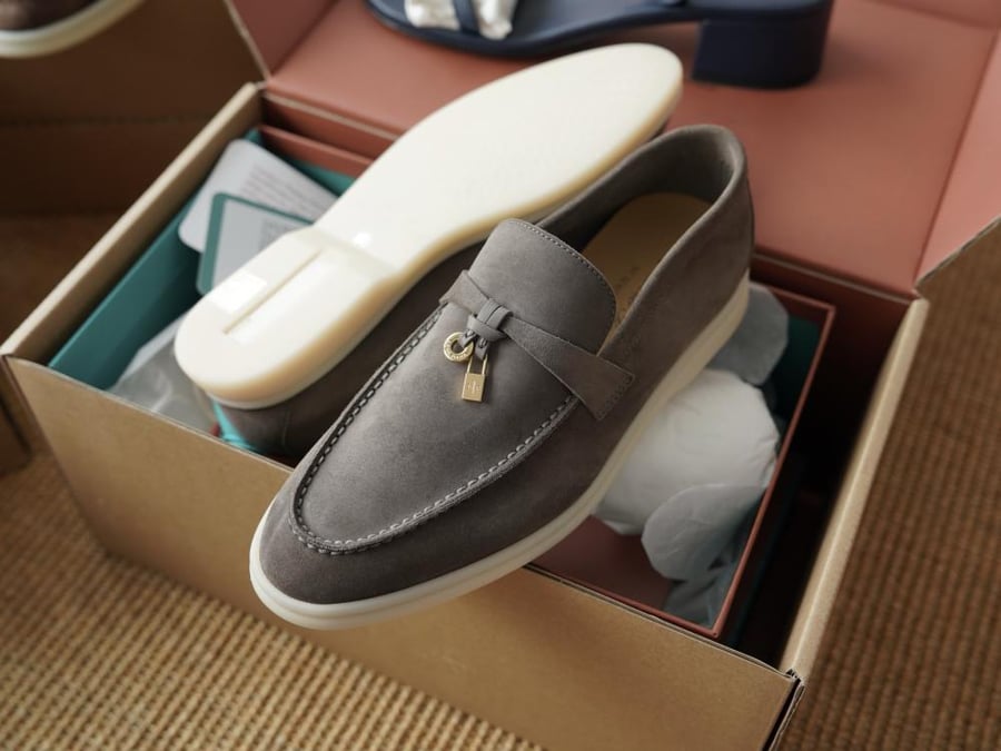 المقاسات 35 - 42