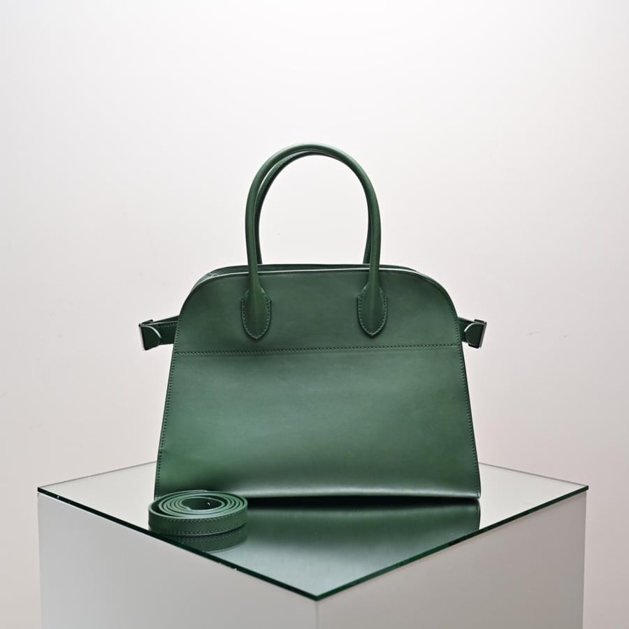 Margaux 12 30.5x23x19cm