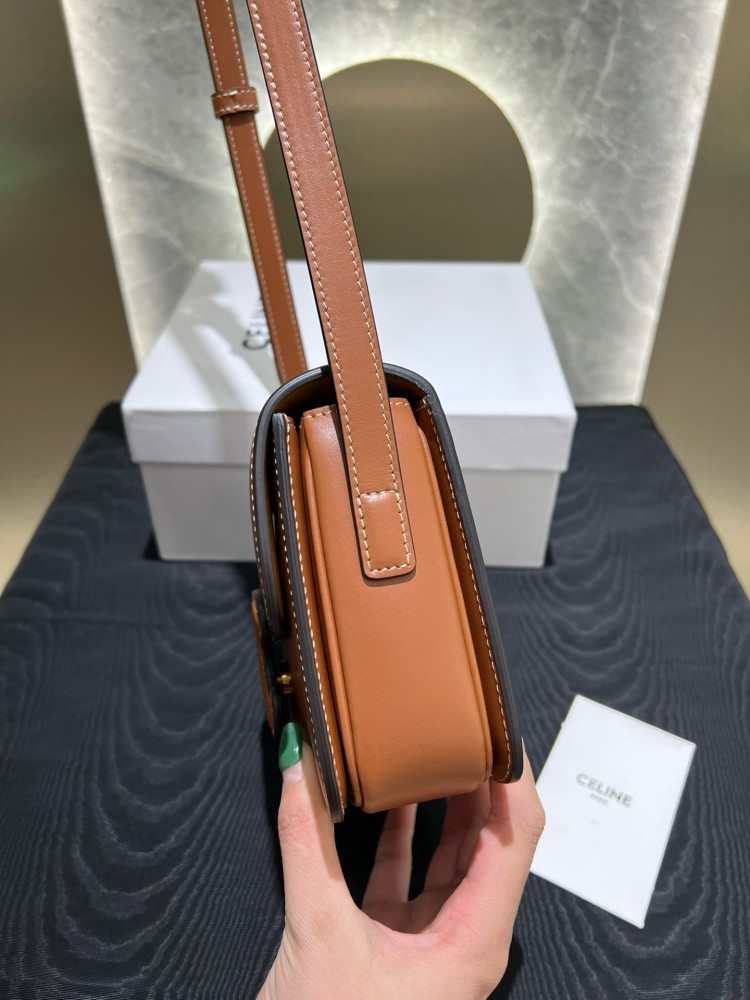 size：18.5x14x8cm