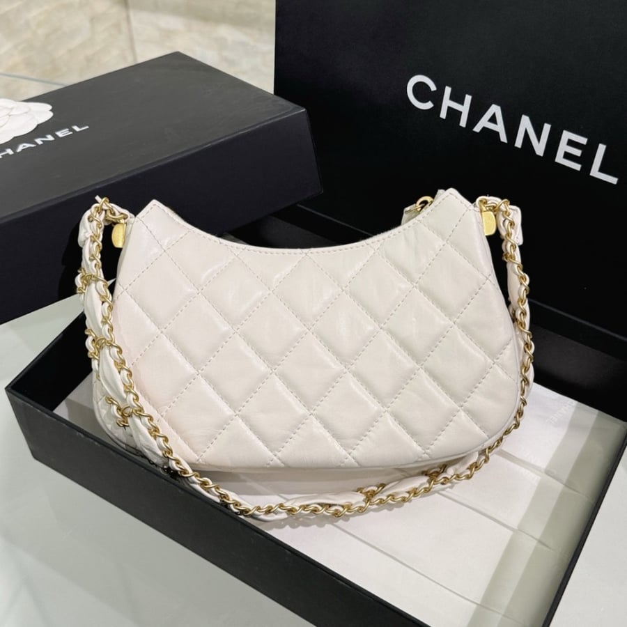 SIZE: 12x20.5x4.5cm