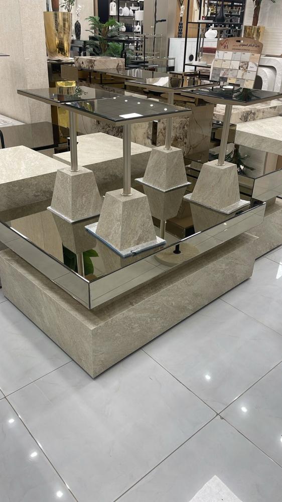 طقم طاولة خدمة بتصميم فاخر من بديل الرخام والسطح الزجاجي "مريا"