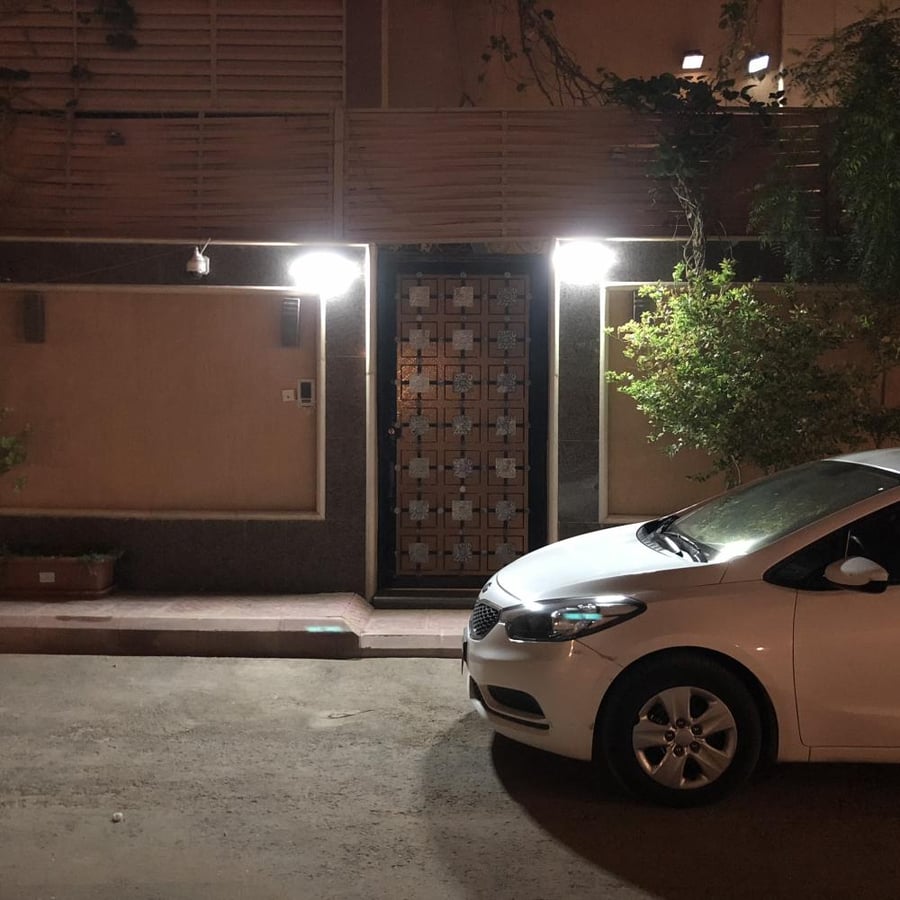 لمبة طاقة شمسية بحساس حركة للابواب الخارجية والاسياب والاحواش بدون اسل