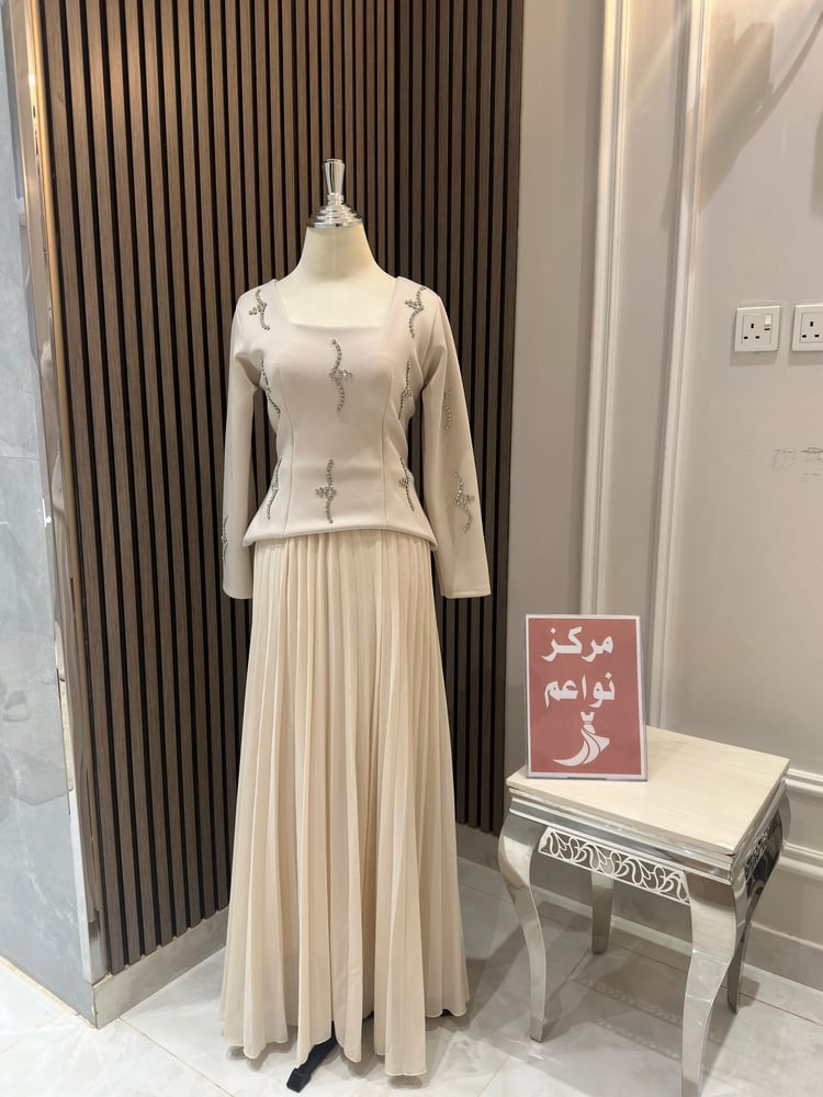 فستان ناعم مكسر