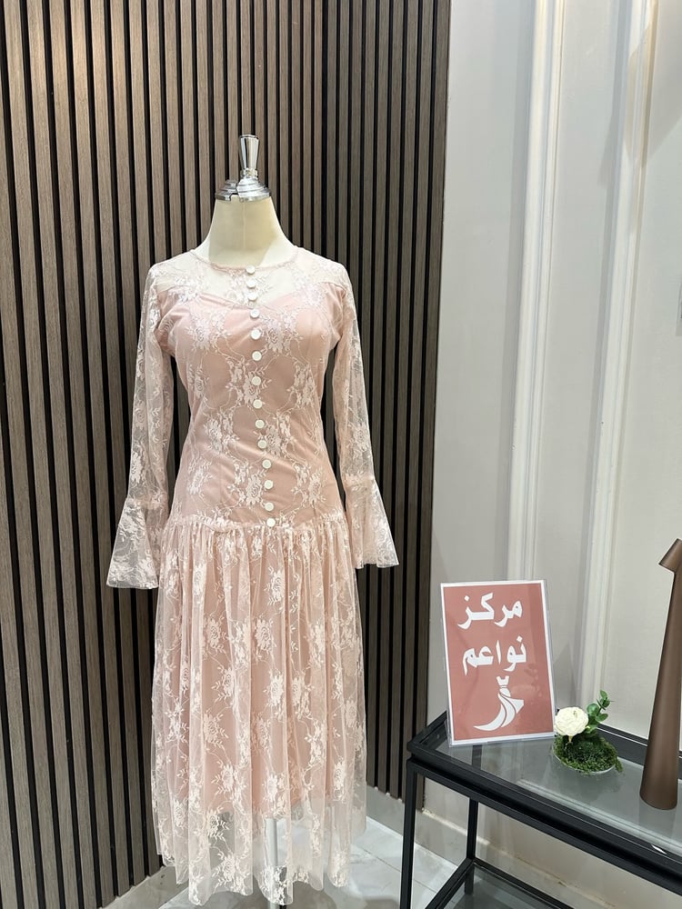 فستان ناعم دانتيل