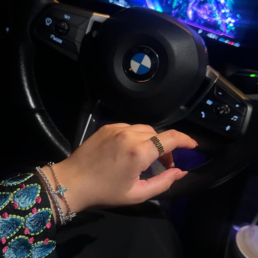Bond Ring
