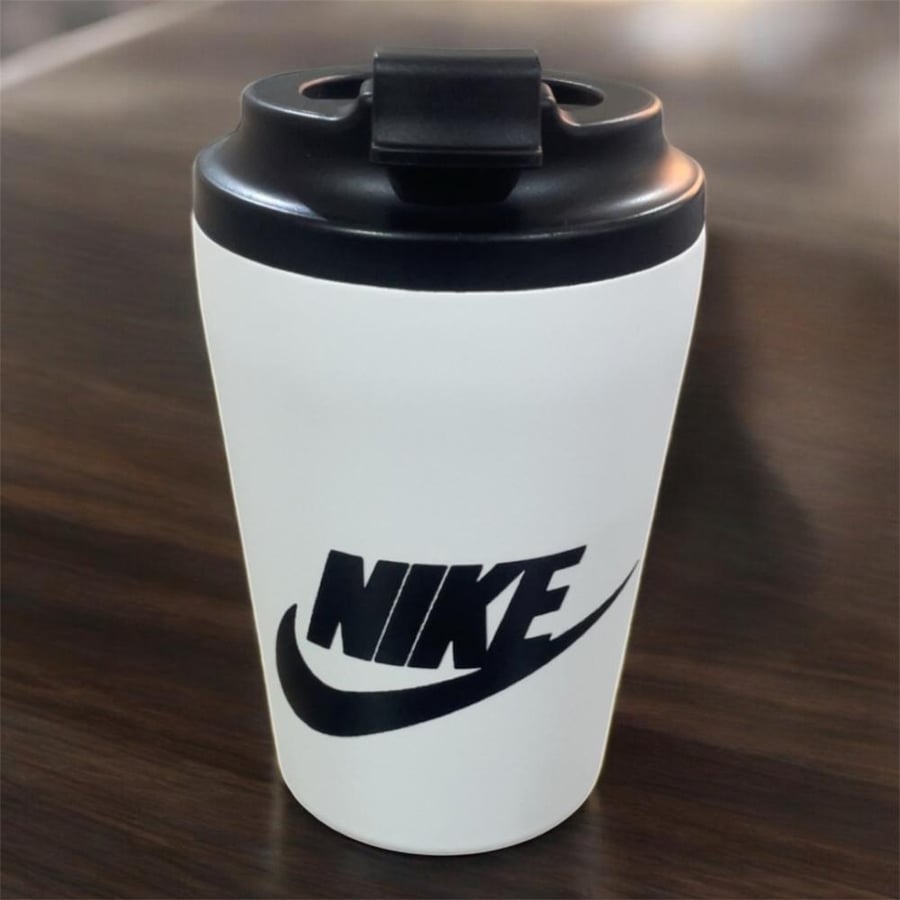 كوب قهوة - كوب قهوة بتصميم خاص لدى متجرنا ( شعار نايك ) اللون الأبيض