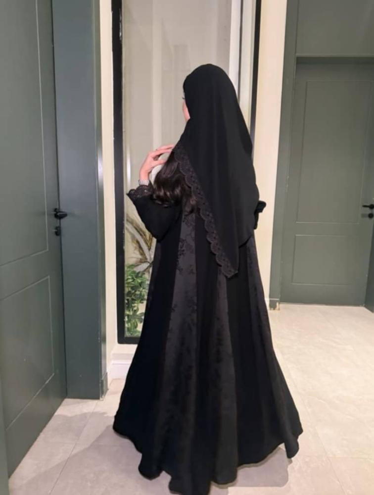 عباية كريب سراميك بتدخيلات جاكار