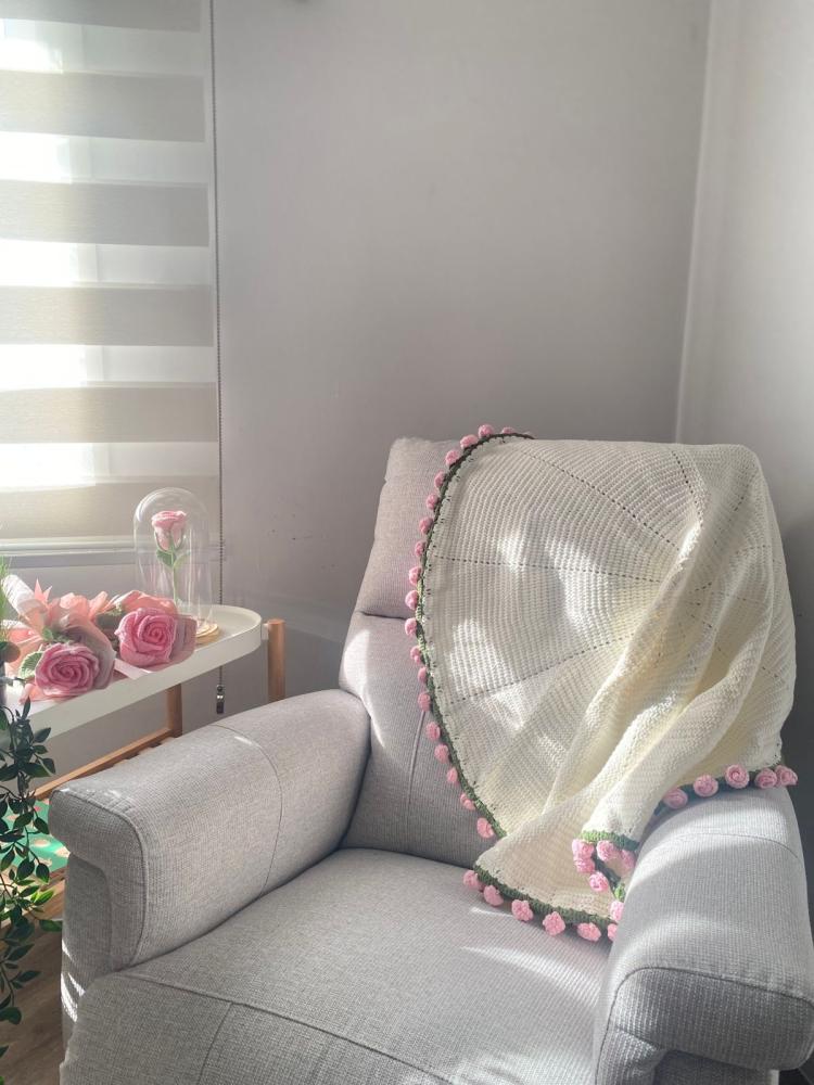 Rose Bouquet Blanket