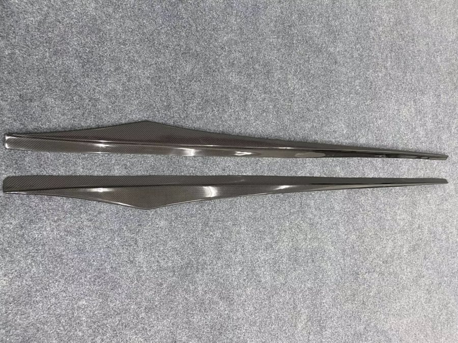 سمكات ( side skirts  ) كاربون فايبر  تناسب BMW M6 F06 من 14-16