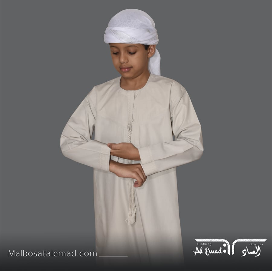 ثوب ولادي اماراتي رصاصي فاتح