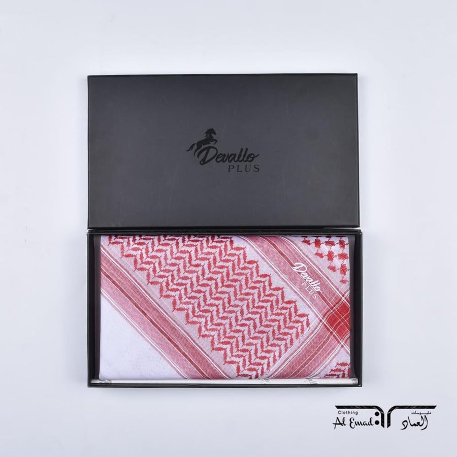 شماغ ديفالو بلس 34 DEVALLO PLUS أحمر – جودة عالية وملمس ناعم بثبات لون وتصميم أنيق