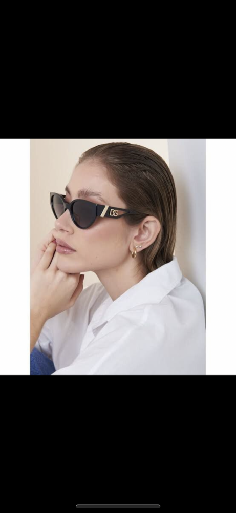 ️ D&G (خصم فيه خدوش على الاطراف)