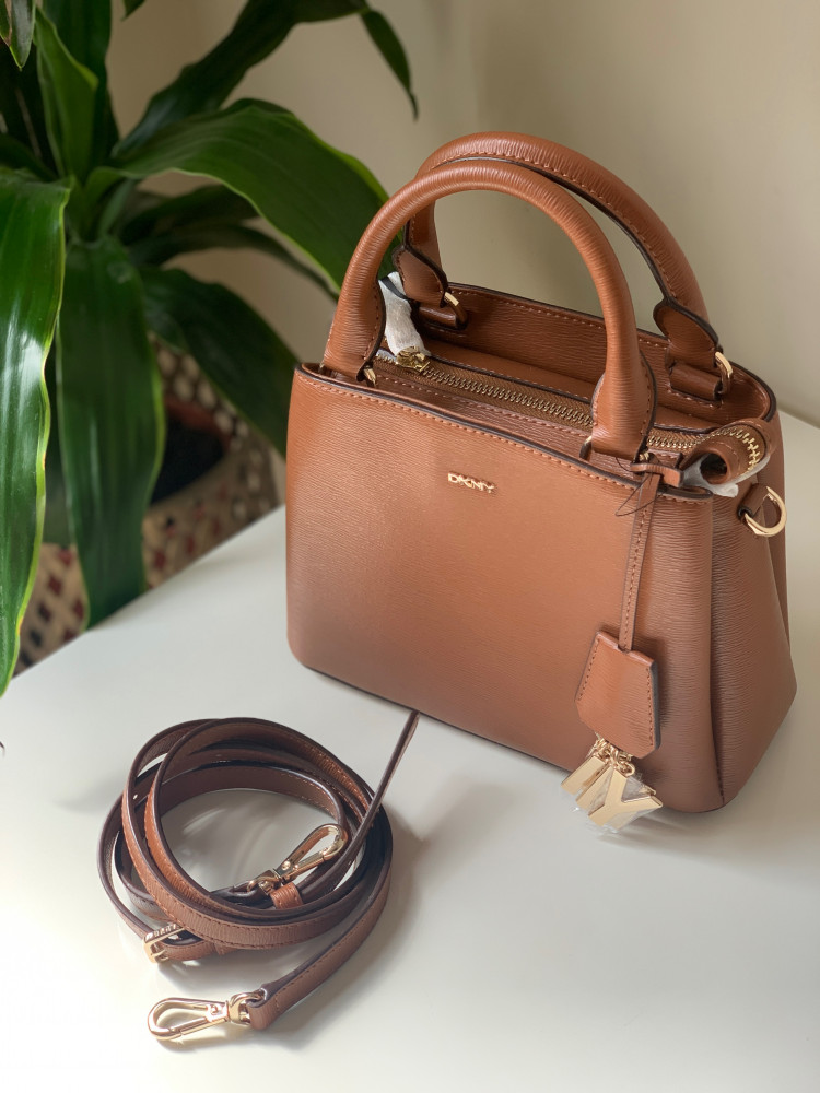DKNY Small