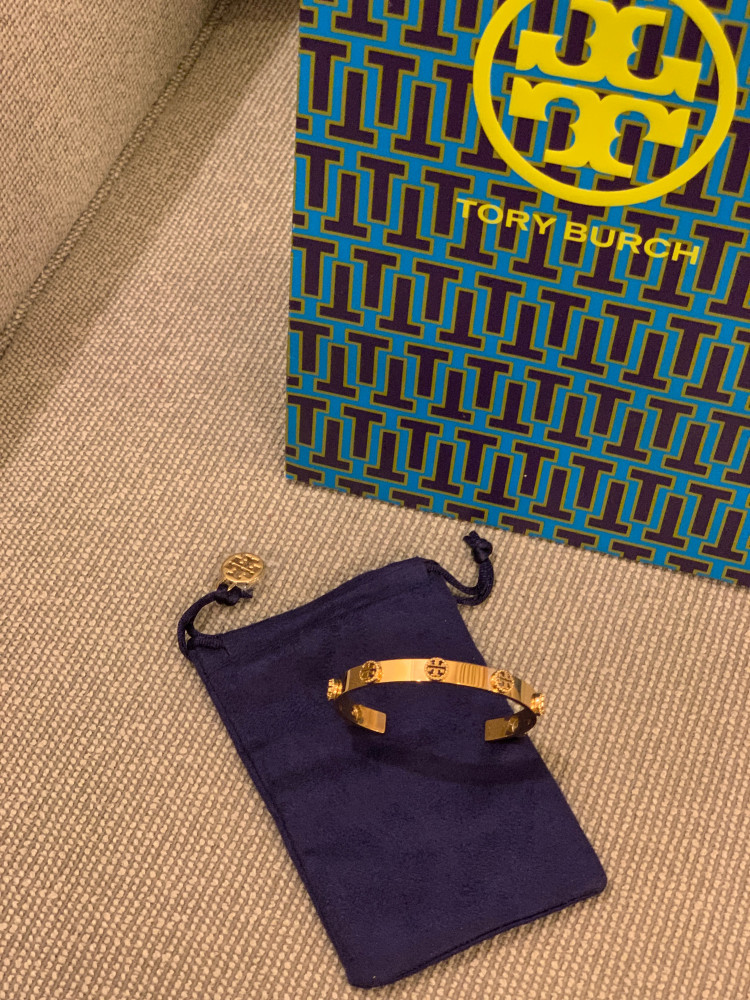 اسواره Tory Burch