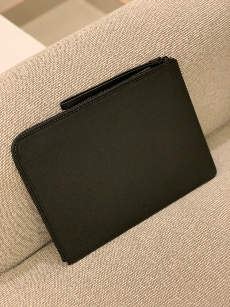 Kenzo Pouch