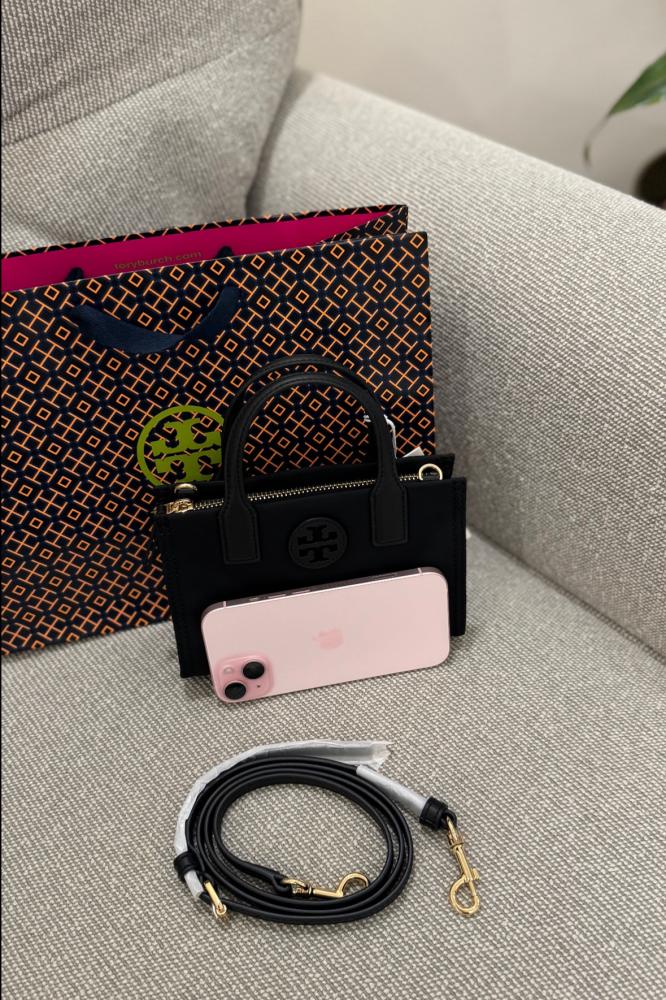 Tory Burch اسود