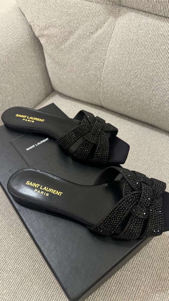 Ysl | مقاس ٣٧