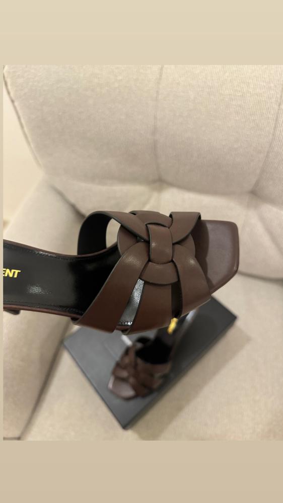 YSL | مقاس ٣٨