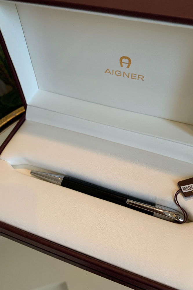 Aigner Pen - مع البوكس فقط