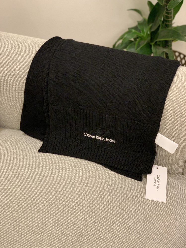 Clavin Klein Scarf