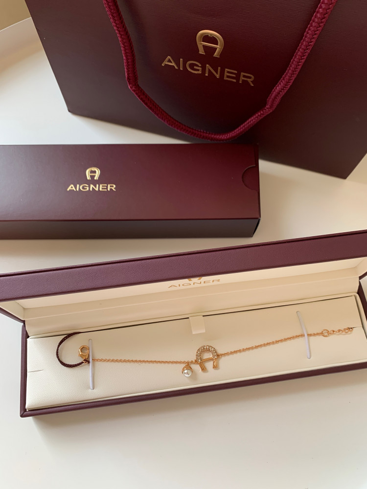 Aigner اسوارة
