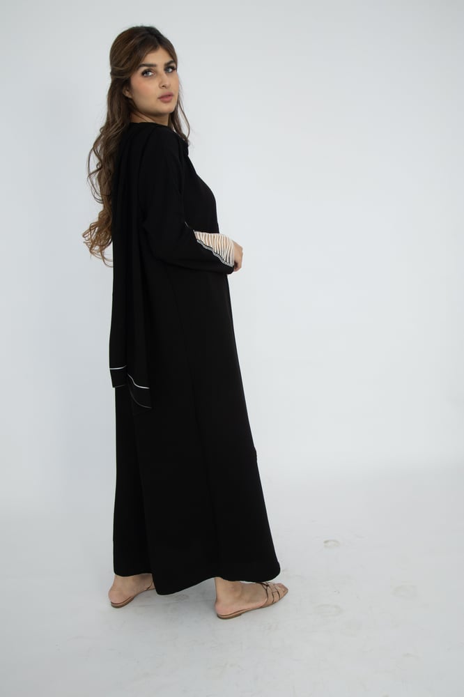 عباية كتف اكمام دنتل وكرستال-ايف ستايل